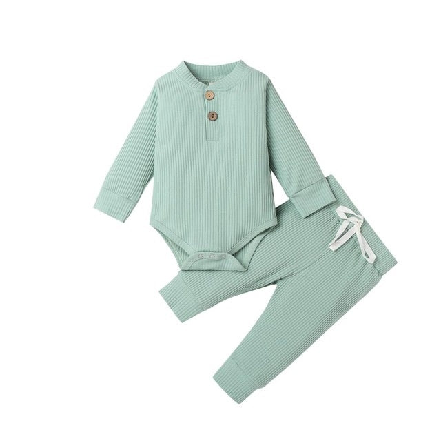 Nouveau-Né Bébé. Filles Garçons. Printemps Automne